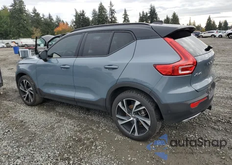 2020 Volvo Xc40 T5 R-Design из США, поврежденный, VIN YV4162UM3L2325100
